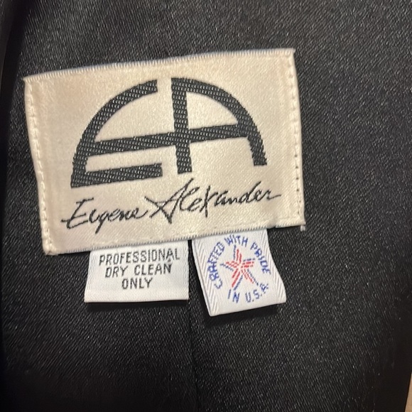 Eugene Alexander Black Velvet Cape Cloak Vintage 1980s - Picture 10 of 10